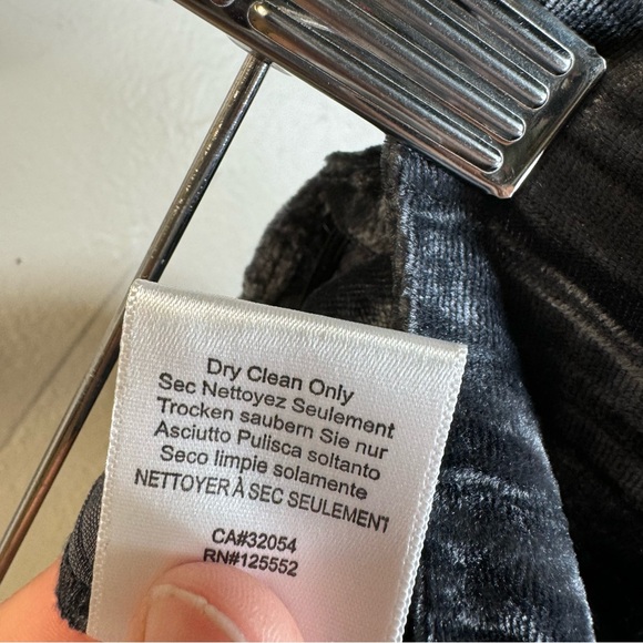 Wide Leg Black Pants - Picture 9 of 16